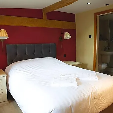 Coach House Hotel